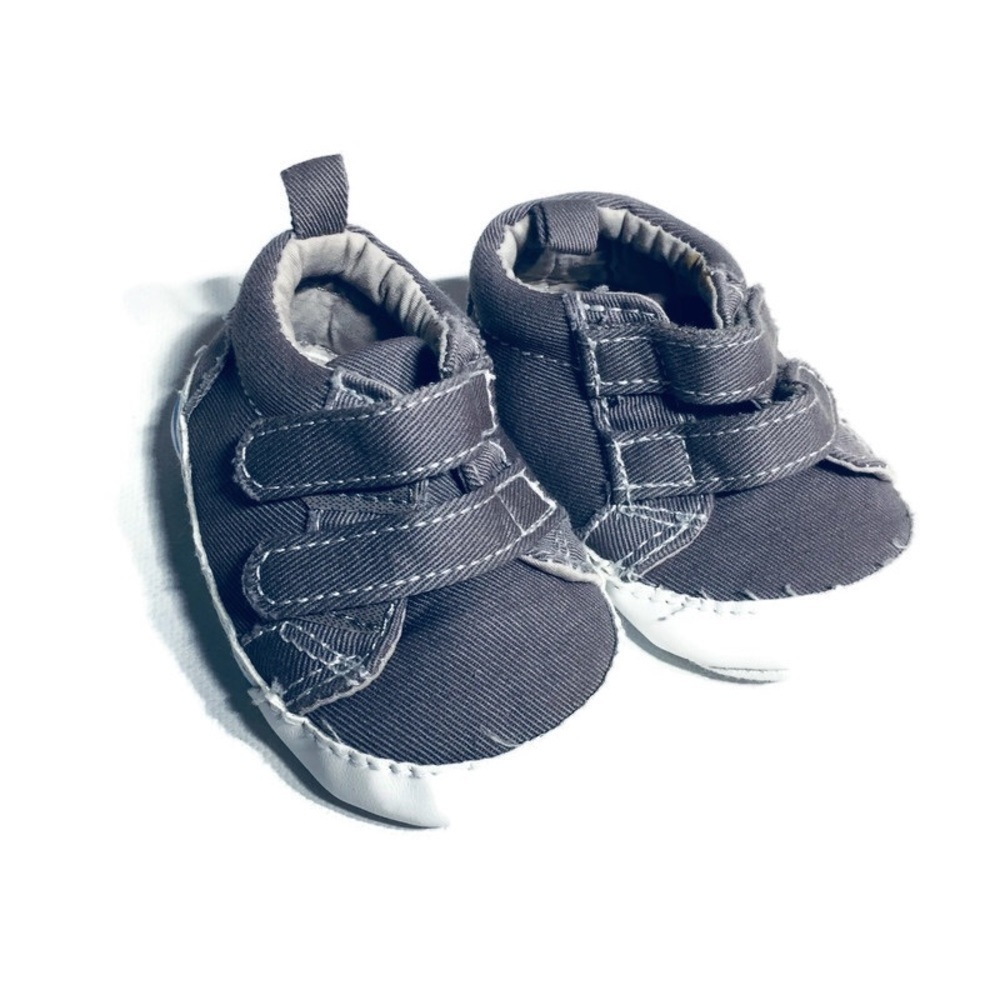 Old navy‎ baby shoes